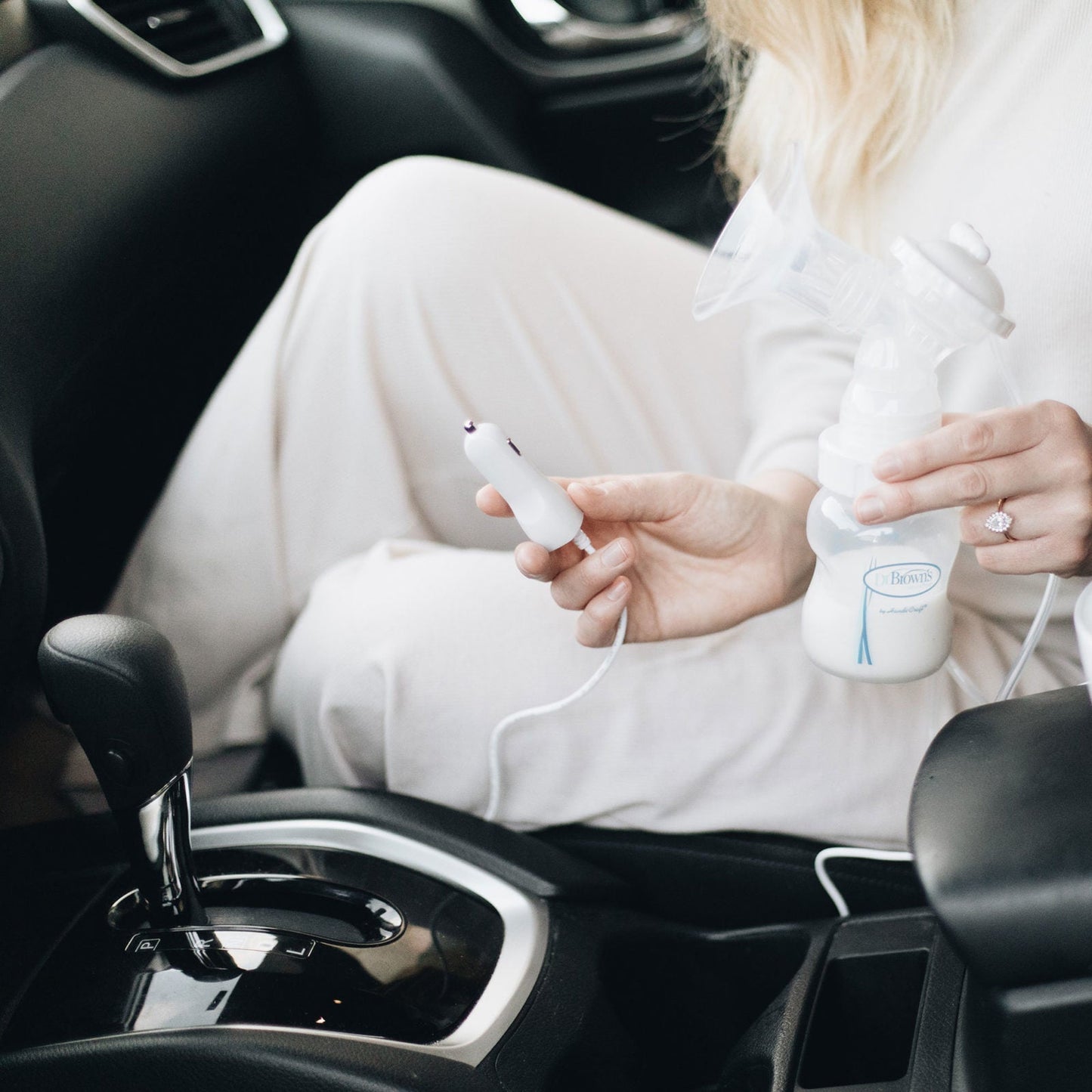 Auto Adapter for Electric Breast Pump, 12-24V socket