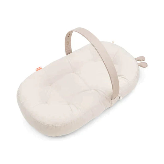 Cozy lounger w. activity arch Raffi