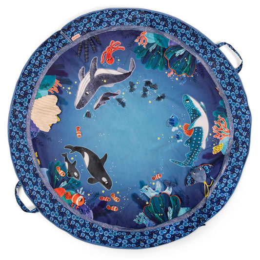 Aventures de Paulie Activity Playmat