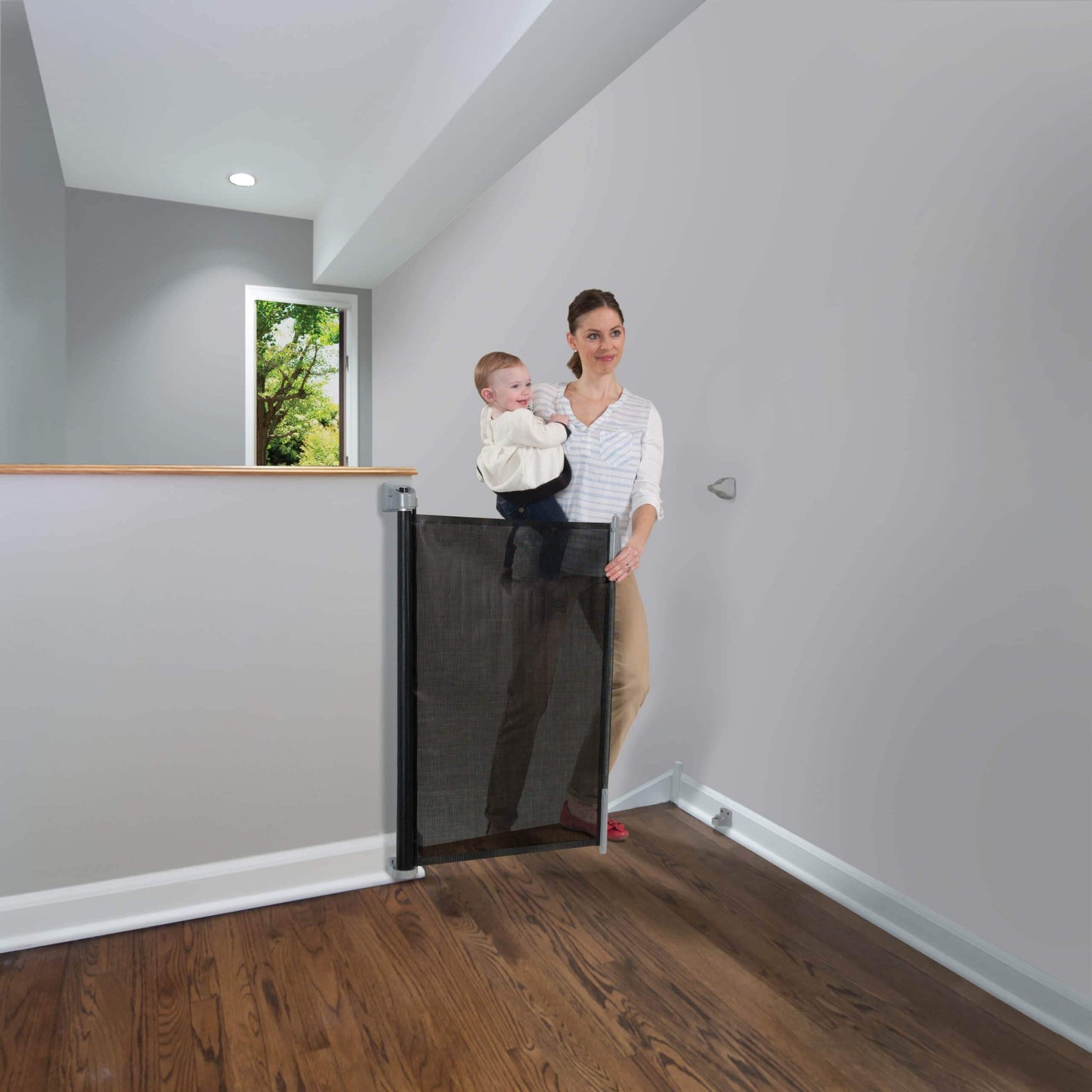 Kidco-Retractable Safeway Gate