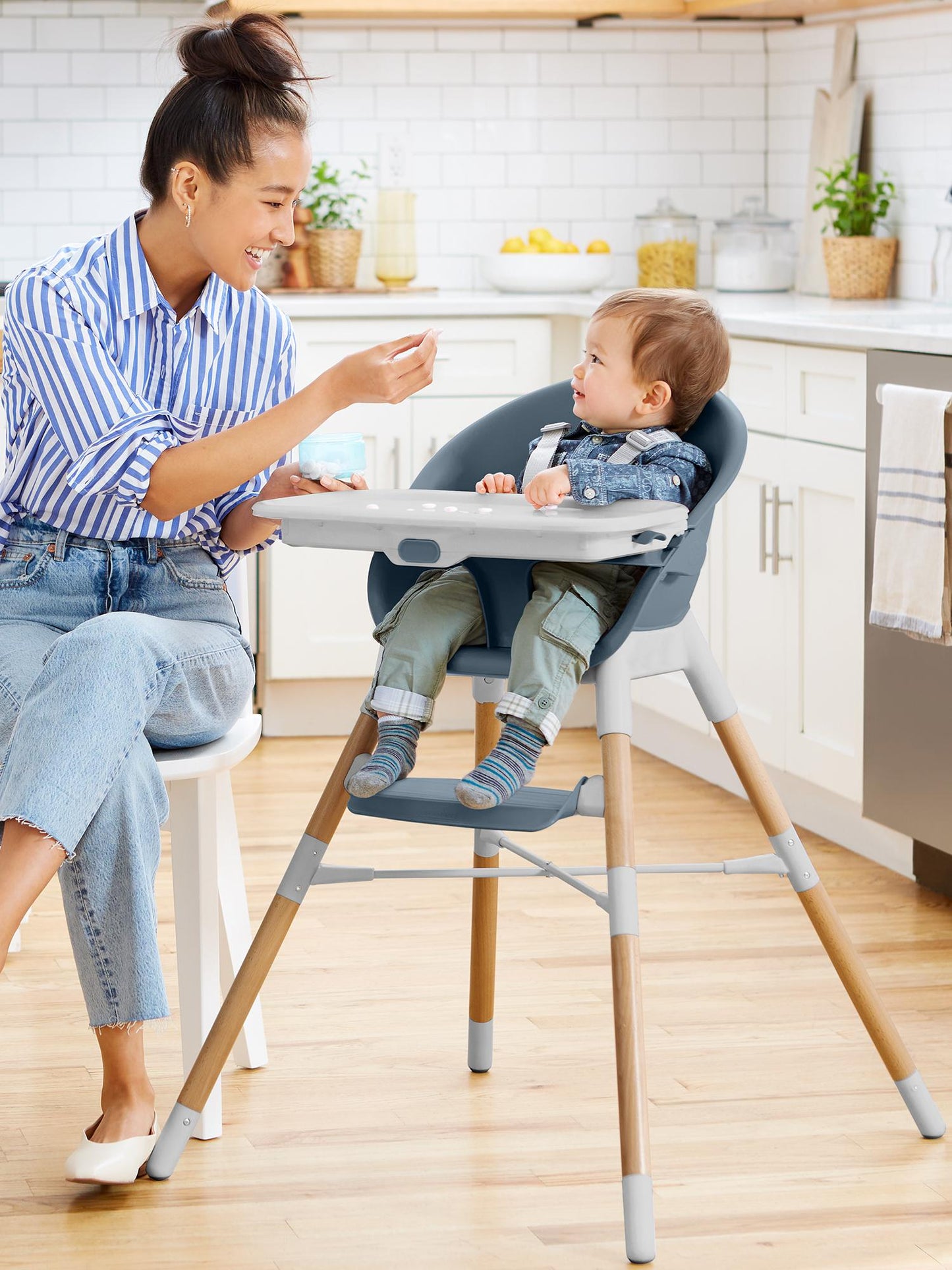 Skip Hop EON 4-In-1 High Chair