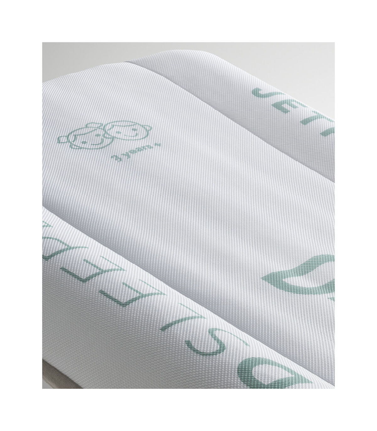 CloudSleeper Inflatable Kids Bed