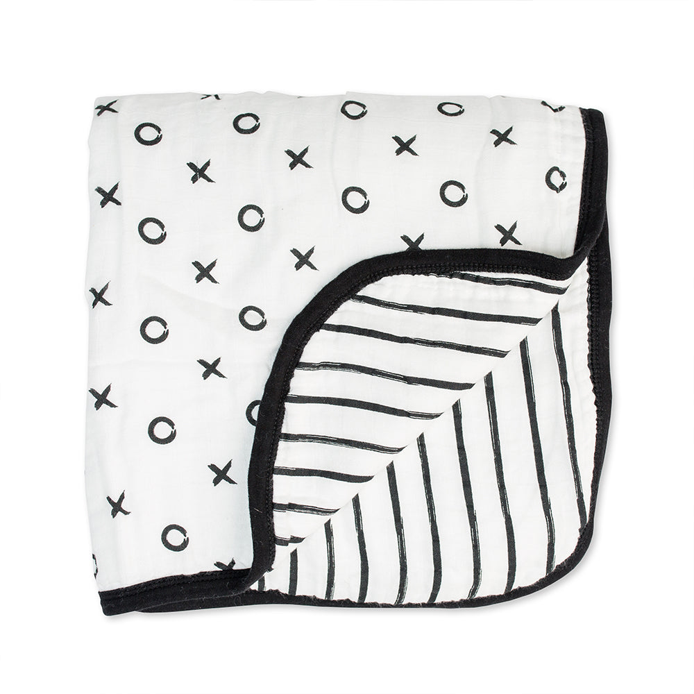 Lulujo Modern XO/Messy Stripes Deluxe Muslin Quilt