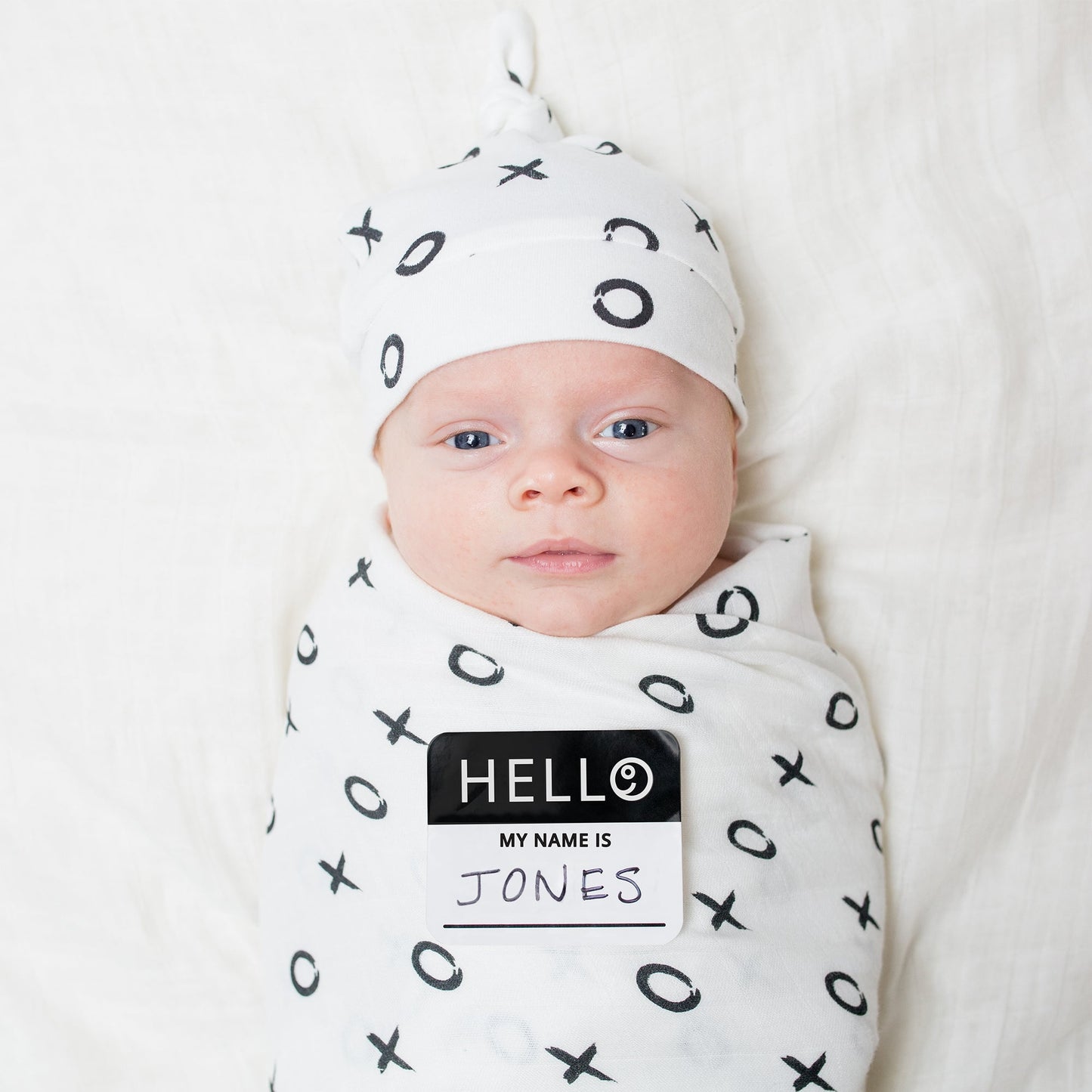 Lulujo Hello World Blanket & Knotted Hat