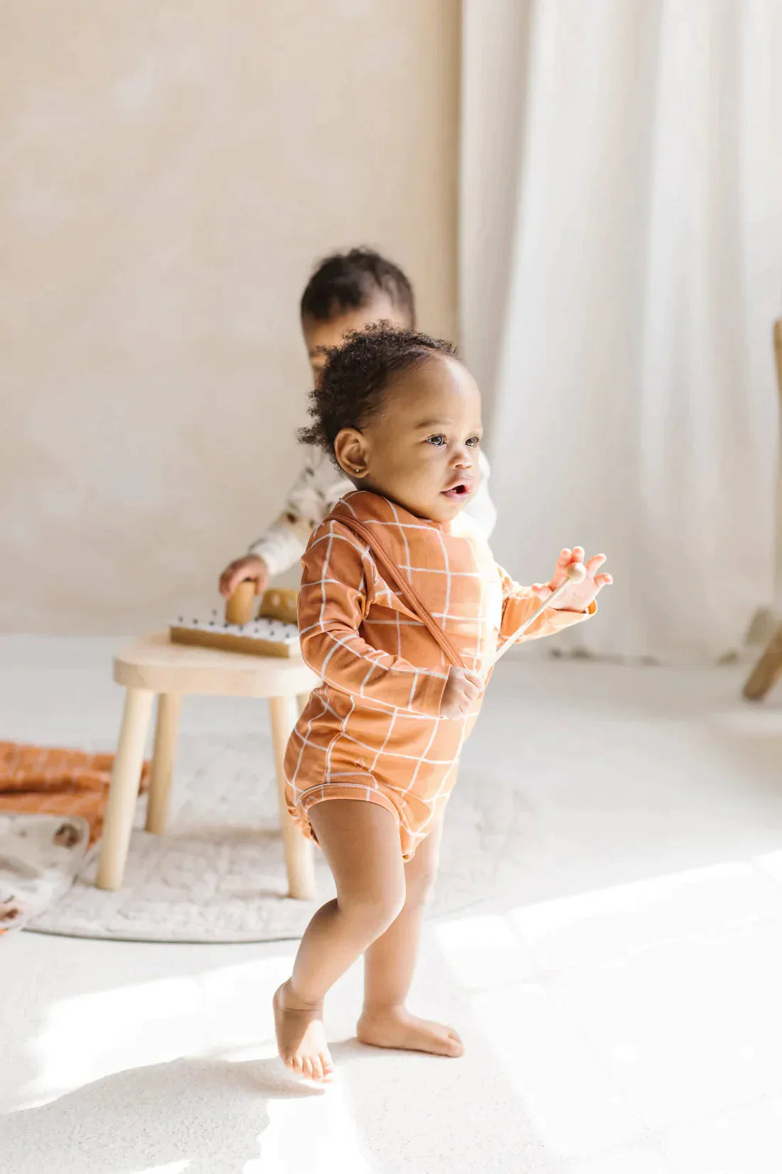 Long Sleeve Bodysuit Oak Leaves