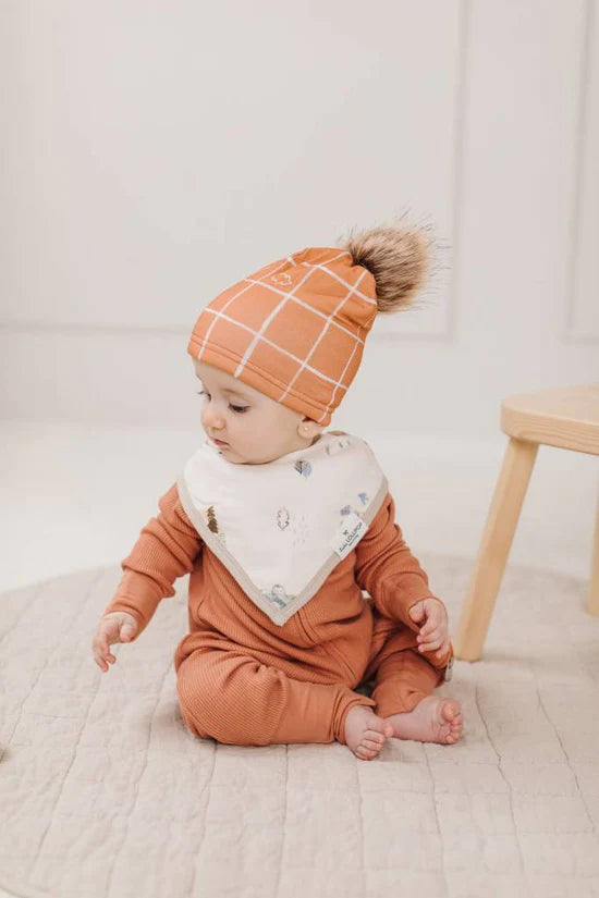 Pom Pom Hat Oak Leaves