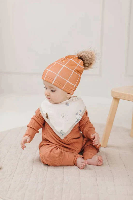 Pom Pom Hat Oak Leaves