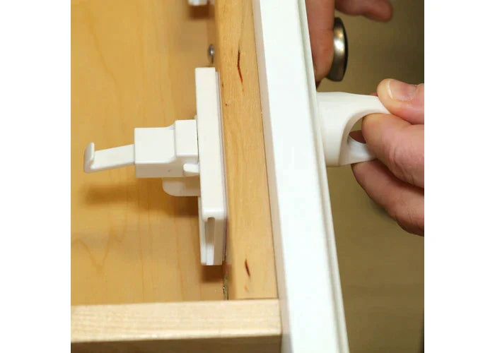 Adhesive Magnet Lock 4 Pk