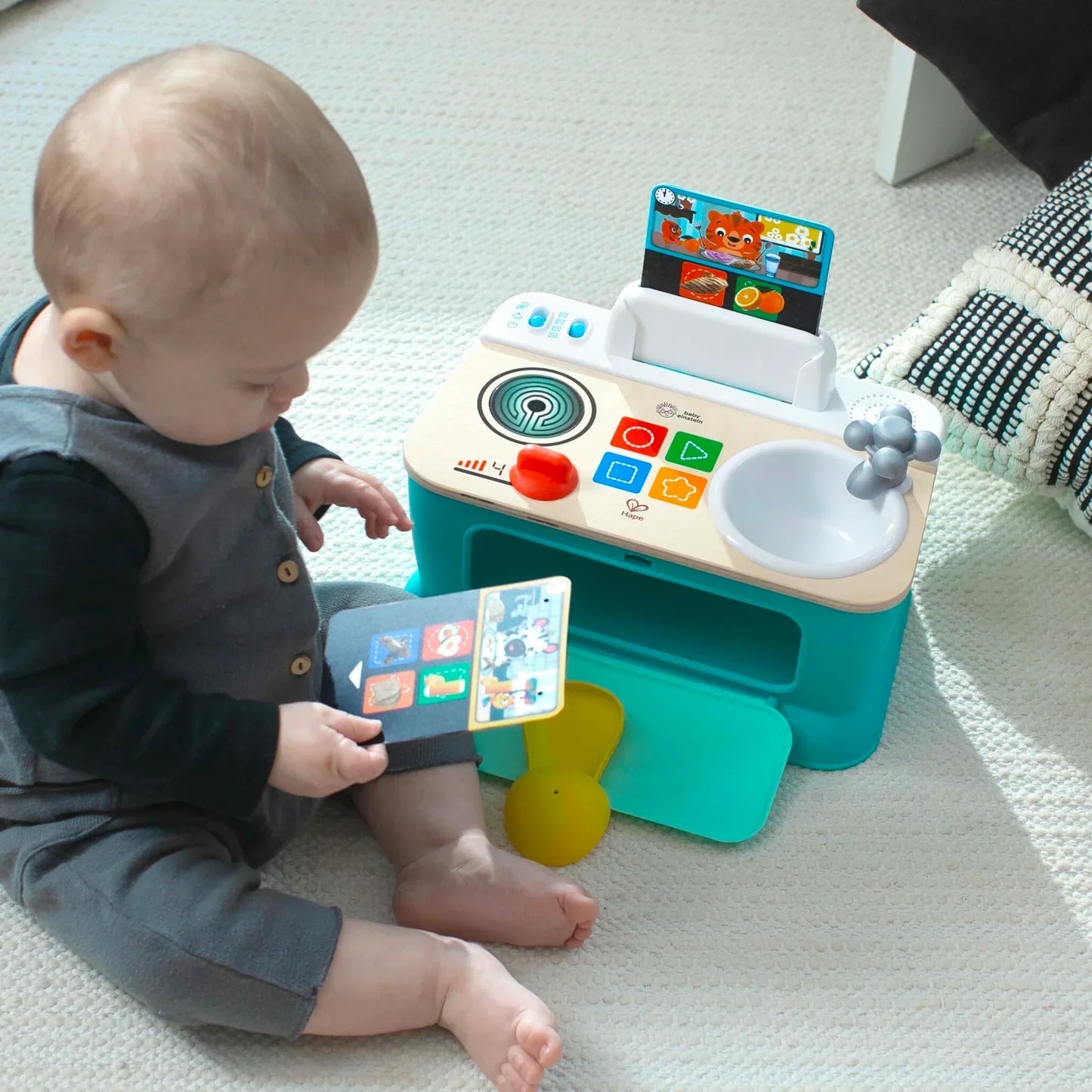 HAPE Magic Touch Kitchen Toy