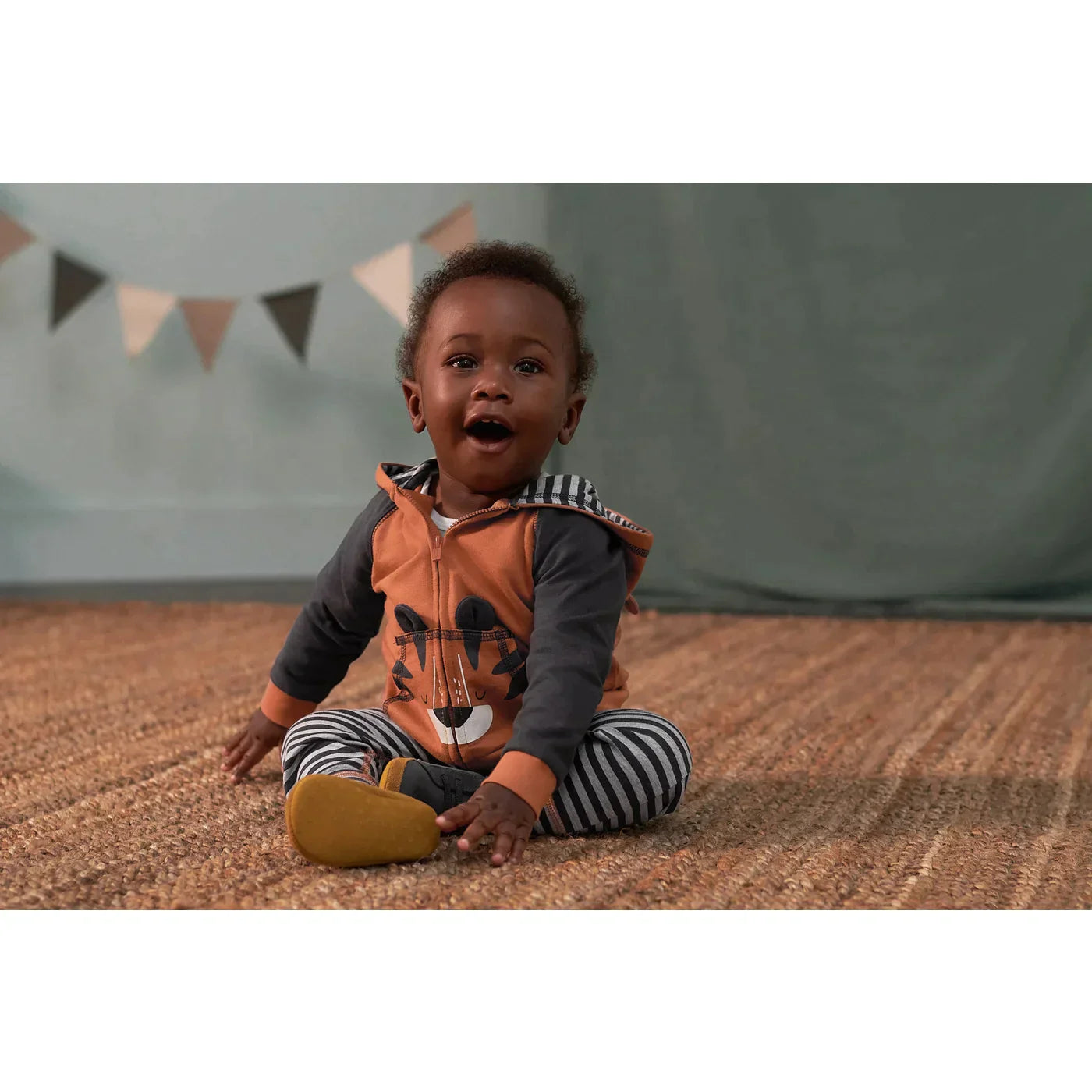 Tiger Hoodie & Joggers 2 Pc Set