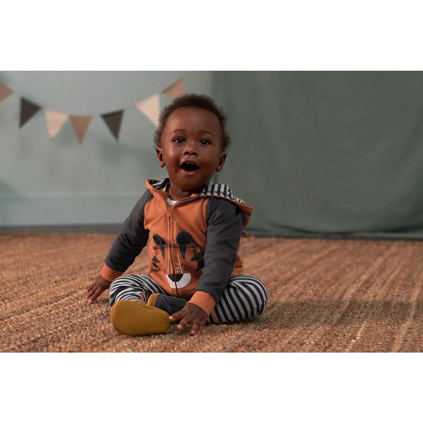 Tiger Hoodie & Joggers 2 Pc Set