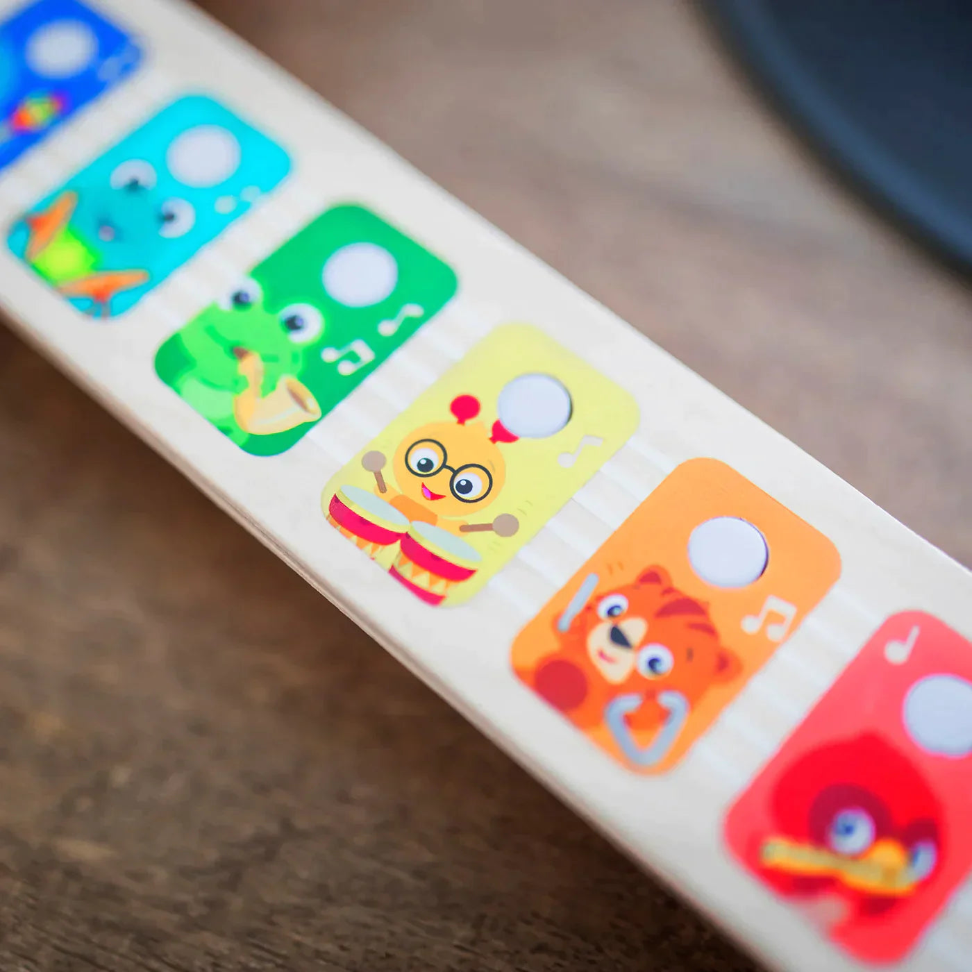 Together in Tune Guitar Connected Magic Touch Guitar