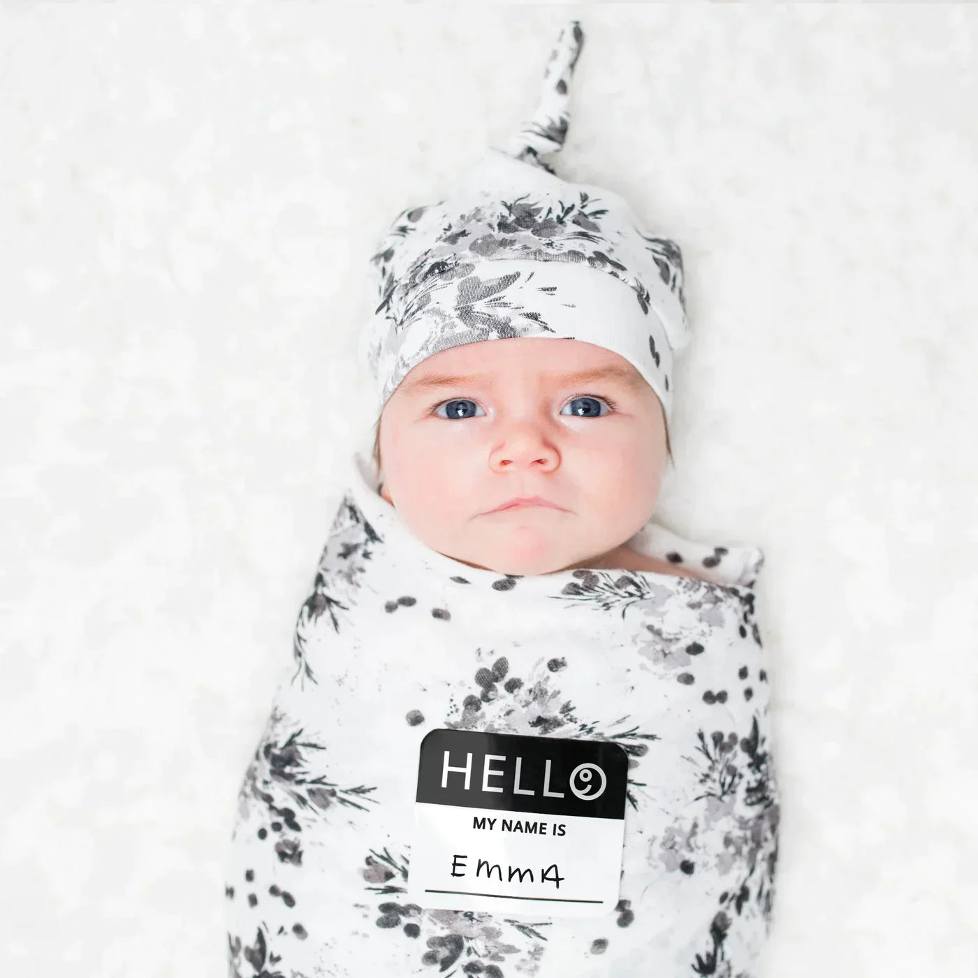 Lulujo Hello World Blanket & Knotted Hat