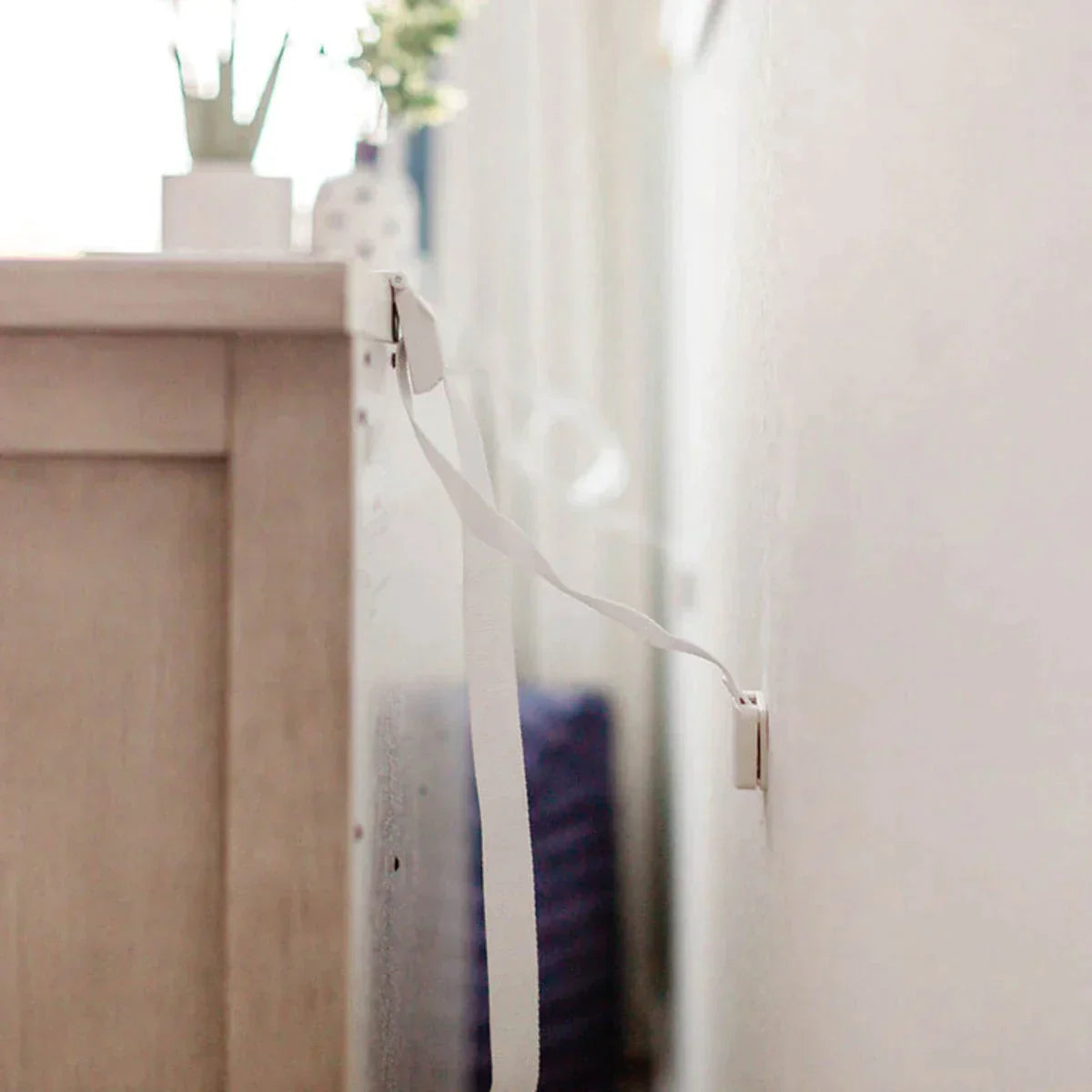 Zero Screw Furniture Anti-Tip Kit