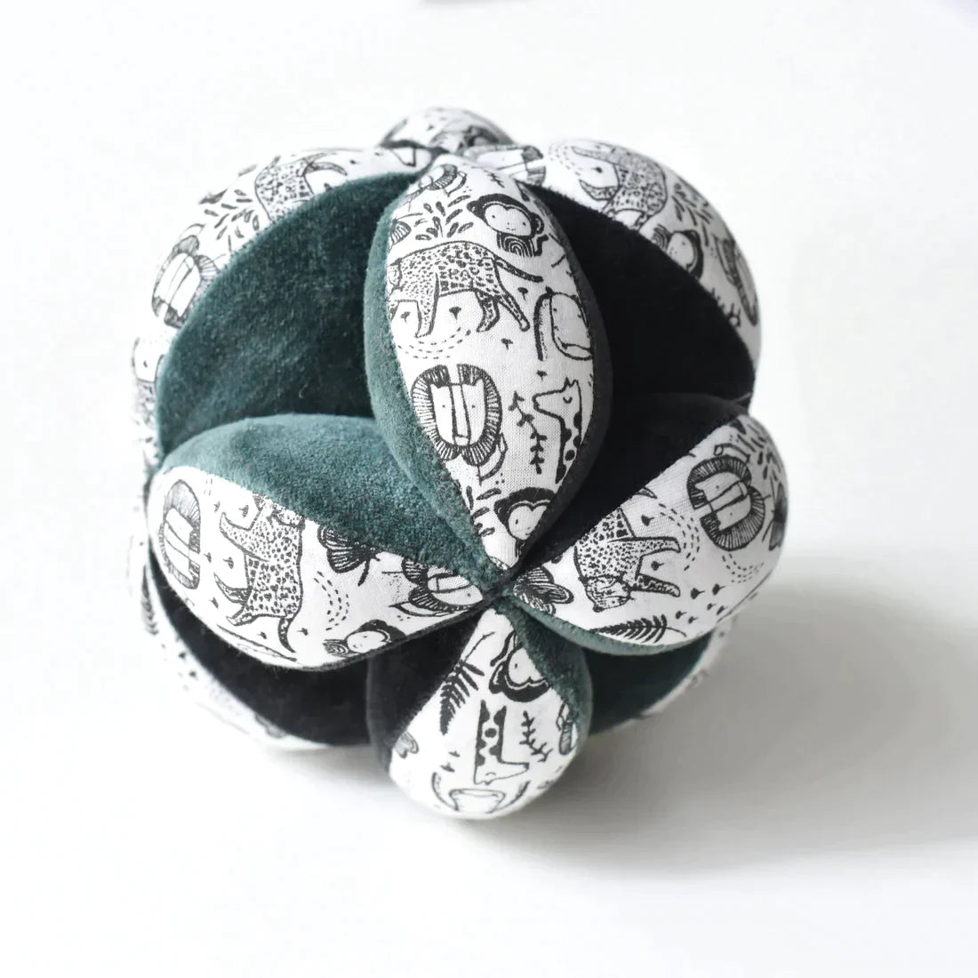 Organic Sensory Puzzle Clutch Ball